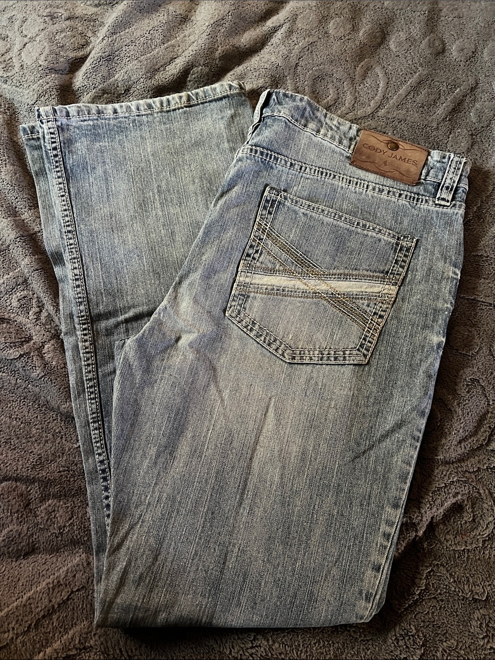Cody James Men’s Light Wash Blue Denim Jeans Bootcut